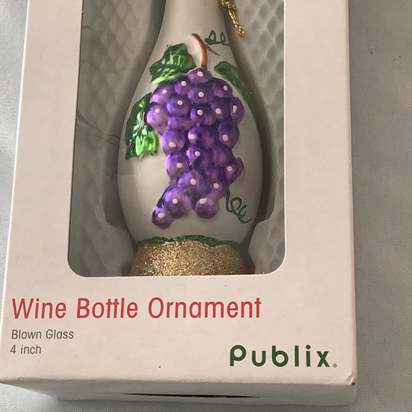 Wine bottle ornament lone glass 4 inches new great for your tree🎄🎄 - Picture 3 of 4